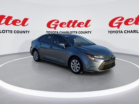 Certified 2023 Toyota Corolla LE image 2