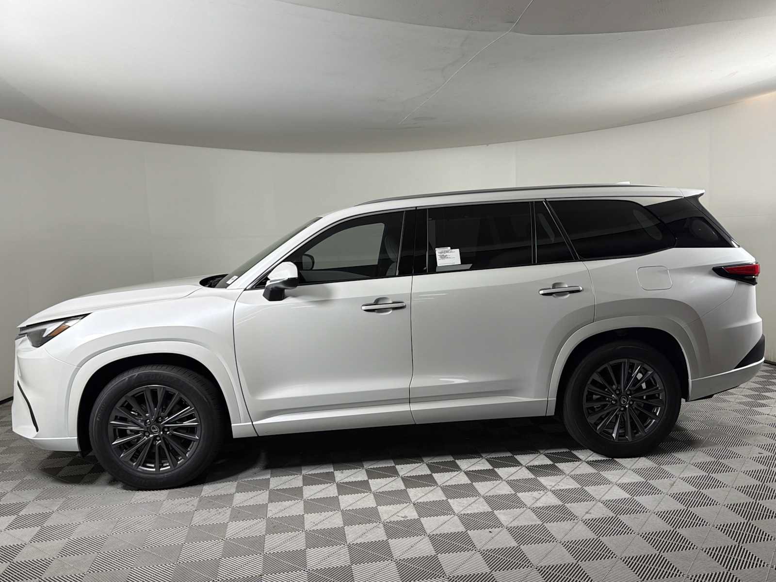 New 2026 Lexus TX 350 FWD w/ Convenience Package image 2
