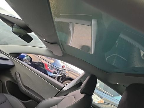 Used 2025 Tesla Model 3 Long Range RWD image 9