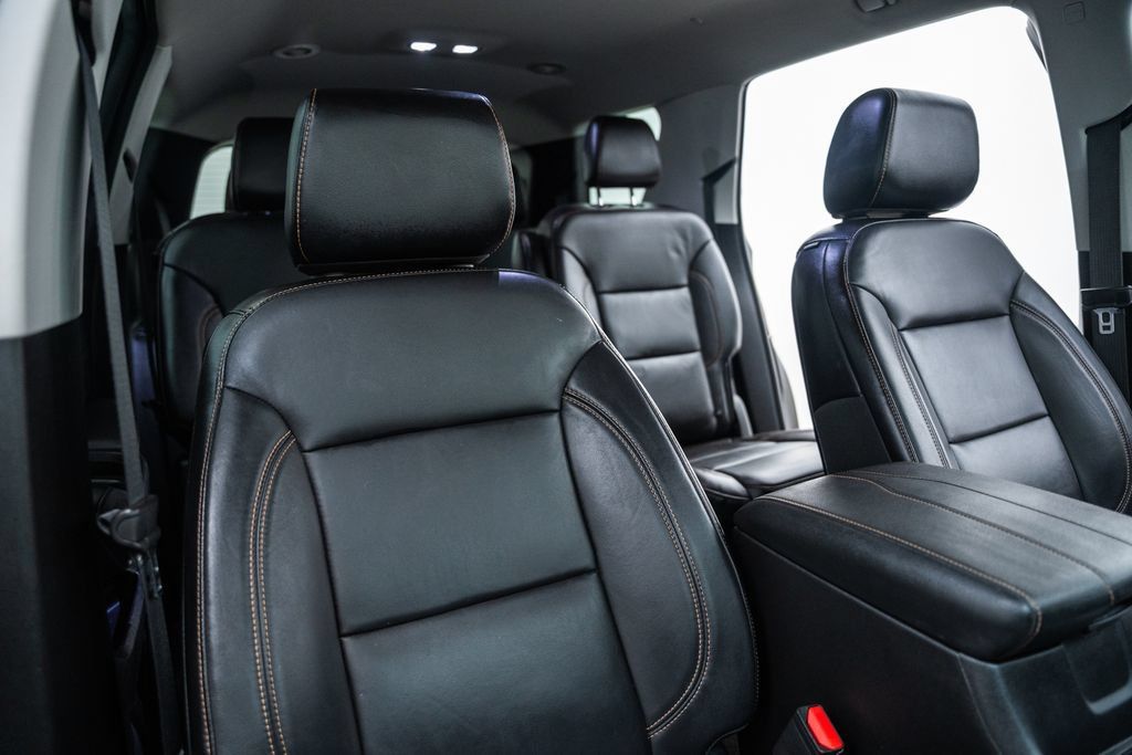 Used 2018 Chevrolet Traverse LT AWD/4WD image 37