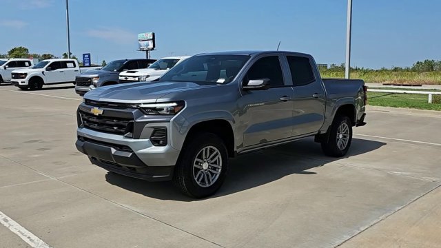 New 2026 Chevrolet Colorado LT w/ LT Convenience Package AWD/4WD image 4