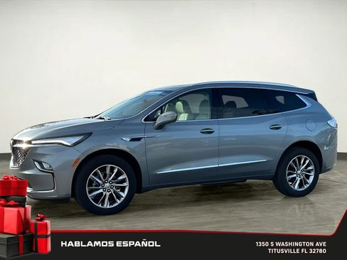 Used 2024 Buick Enclave Avenir w/ Trailering Package, 5000 lbs. image 3