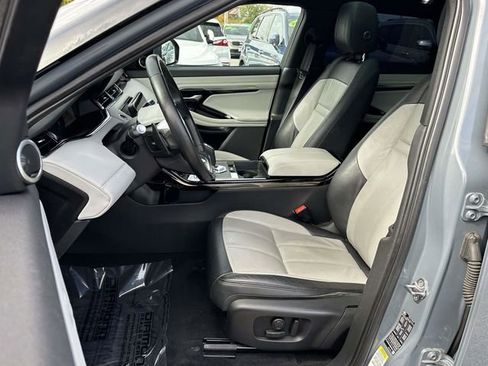 Used 2020 Land Rover Range Rover Evoque First Edition image 15