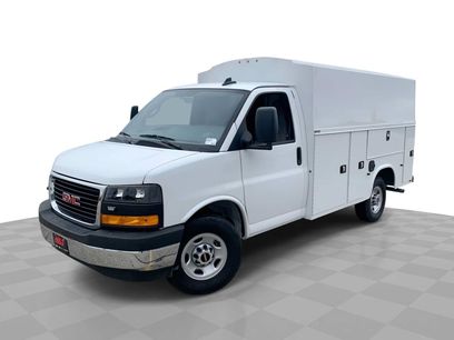 New 2025 GMC Savana 3500 w/ Power Convenience Package