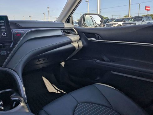 Used 2024 Toyota Camry SE w/ Convenience Package FWD image 14