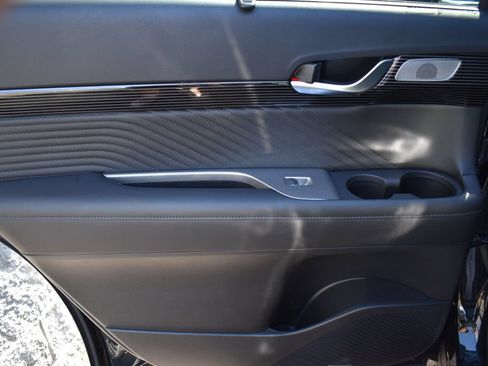 Used 2025 Hyundai Palisade Calligraphy AWD/4WD image 19