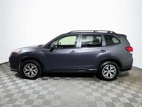 Used 2024 Subaru Forester Premium AWD/4WD image 4