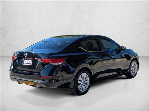 Used 2022 Nissan Sentra S image 5