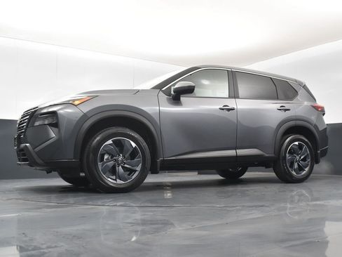 New 2026 Nissan Rogue SV image 40