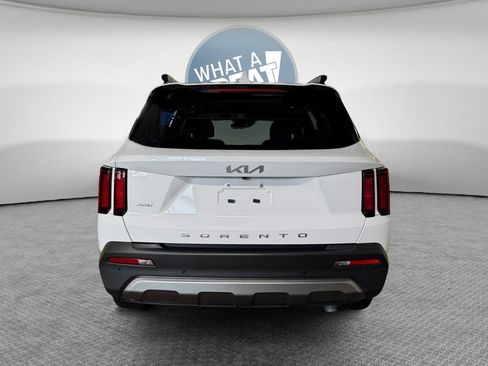 Certified 2022 Kia Sorento X-Line EX AWD/4WD image 5