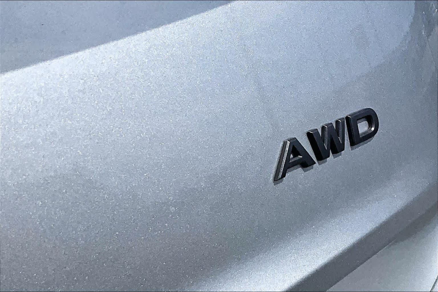 Used 2025 Nissan Rogue SV AWD/4WD image 10