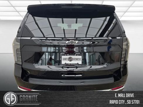 Used 2025 Chevrolet Tahoe High Country AWD/4WD image 4