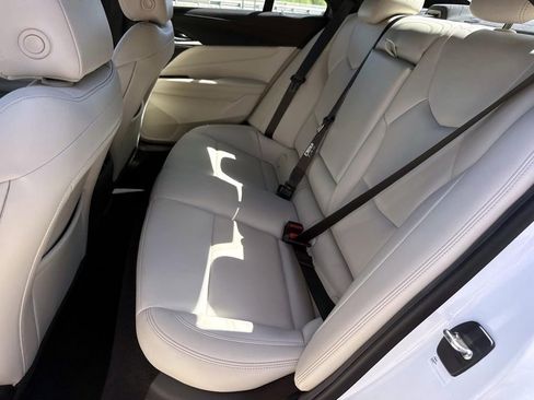 Used 2023 Cadillac CT4 Luxury RWD image 32