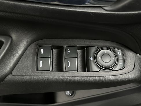Used 2019 Chevrolet Equinox LT AWD/4WD image 19