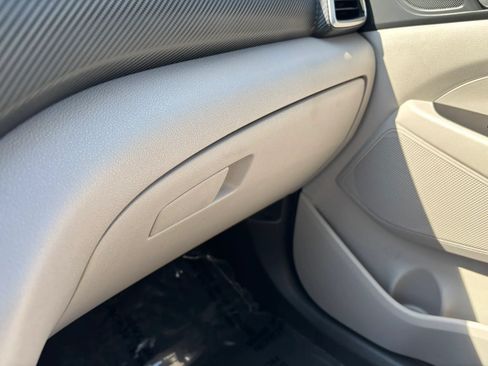 Used 2020 Hyundai Tucson SE AWD/4WD image 40