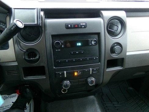 Used 2010 Ford F150 XLT image 16