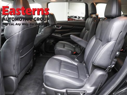 Used 2023 Subaru Ascent Limited image 21