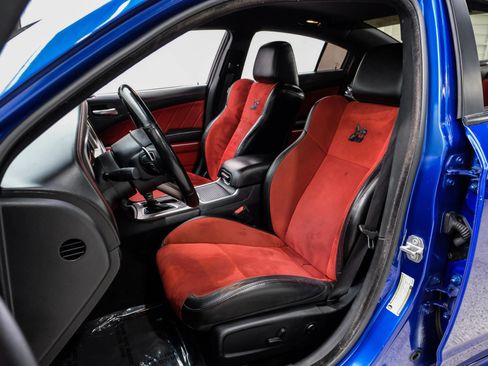 Used 2021 Dodge Charger Scat Pack RWD image 32