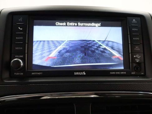 Used 2013 Dodge Grand Caravan SXT w/ Rear Park Assist Pkg image 13