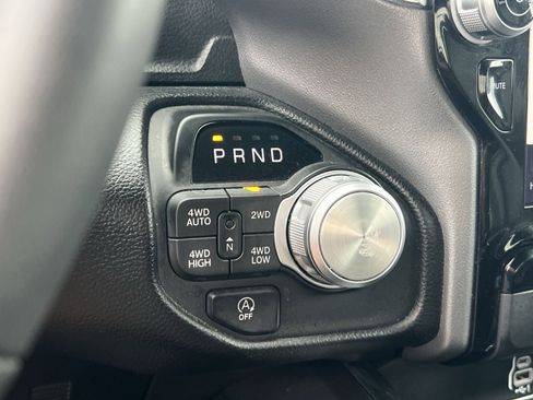 Used 2025 RAM 1500 Laramie AWD/4WD image 30