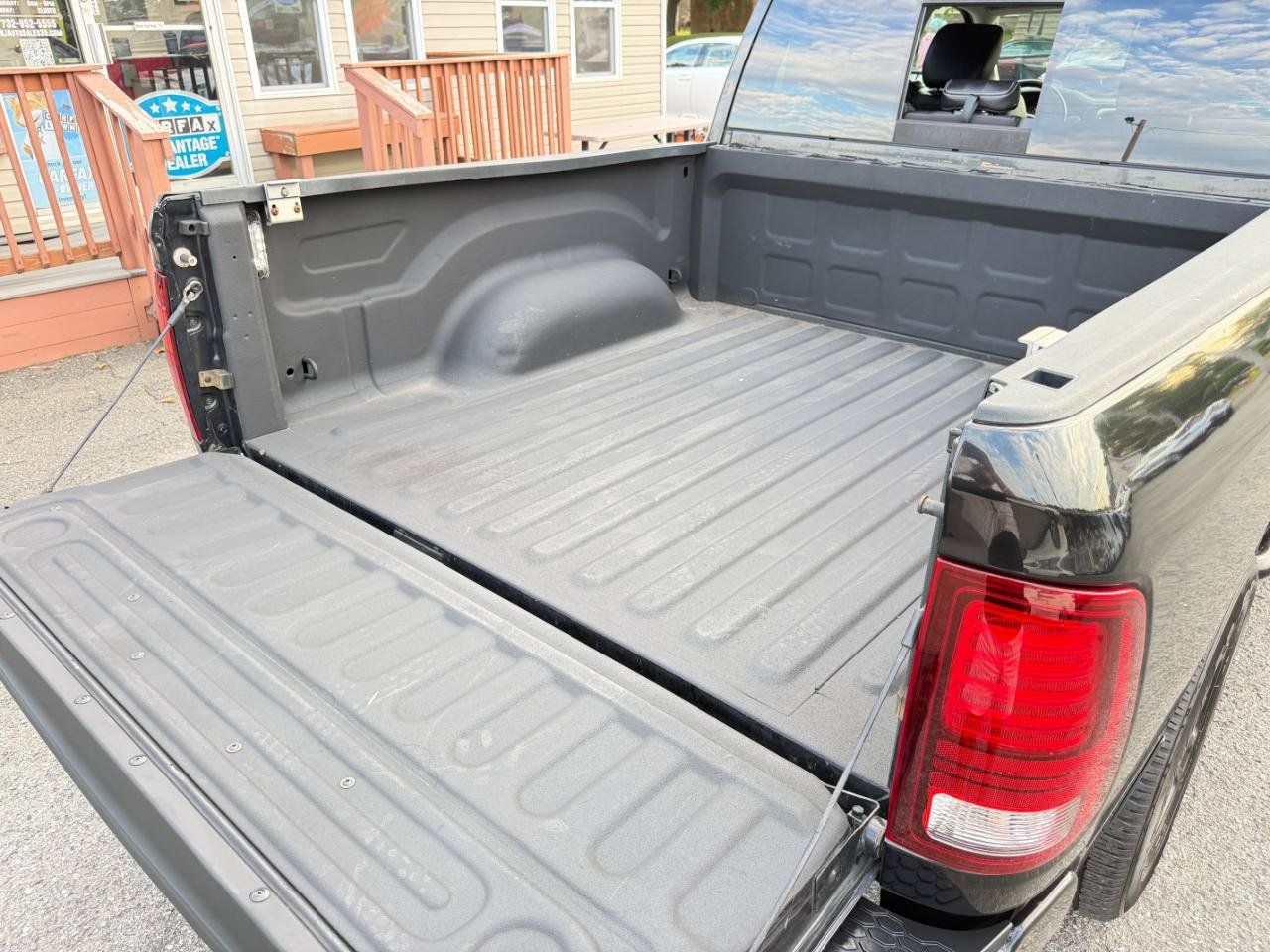 Used 2016 RAM 1500 Sport w/ Black Ram 1500 Sport Group AWD/4WD image 37
