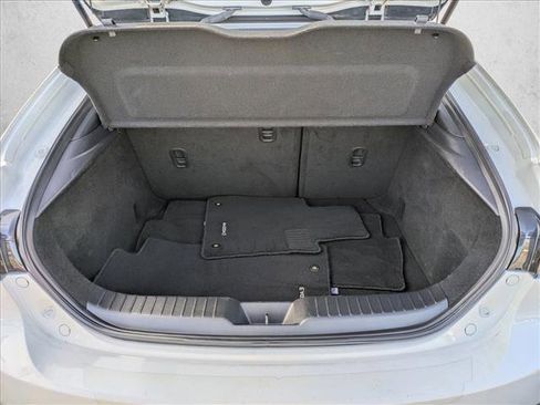 Used 2022 MAZDA MAZDA3 s image 9