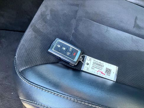 Used 2023 Jeep Grand Cherokee Altitude AWD/4WD image 30