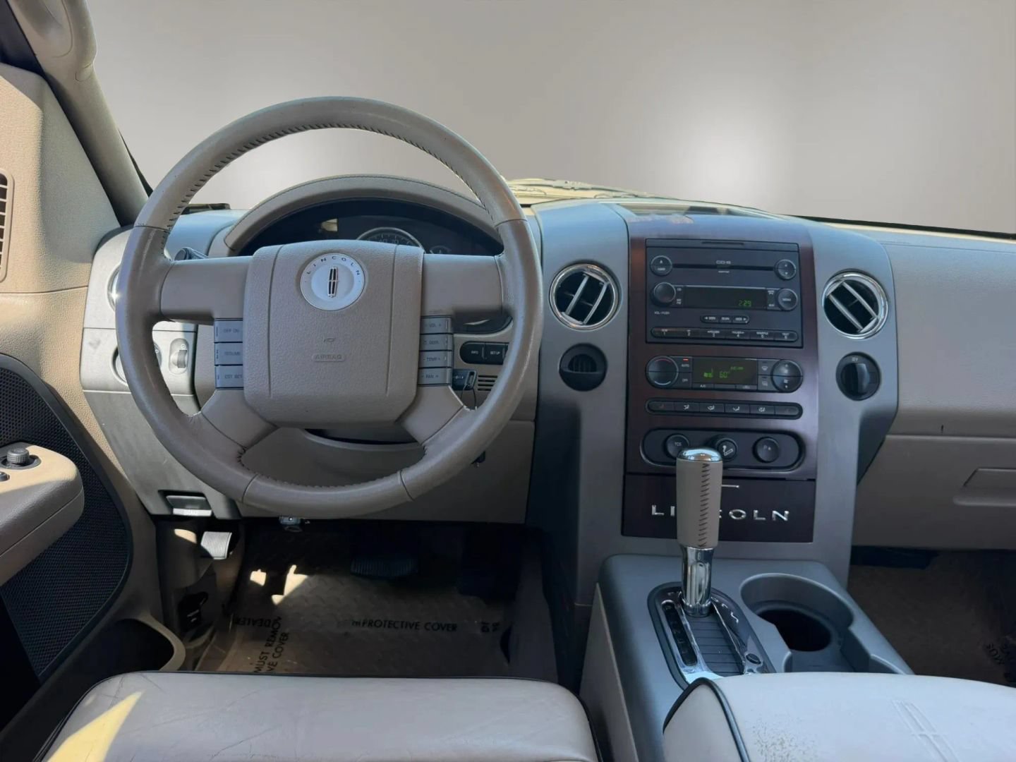 Used 2006 Lincoln Mark LT 2WD image 19