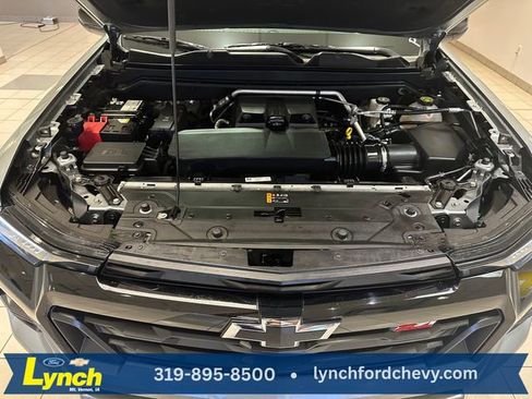 Used 2023 Chevrolet Colorado Z71 w/ Z71 Convenience Package 2 AWD/4WD image 26