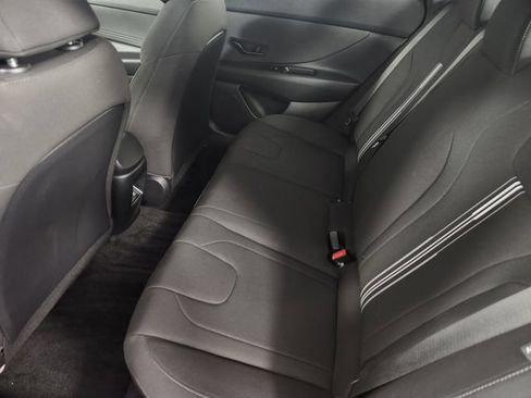 Certified 2025 Hyundai Elantra Sport FWD image 15