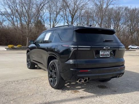 Used 2026 Chevrolet Traverse RS w/ LPO, Floor Liner Package image 7