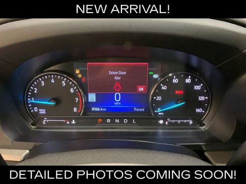 Used 2022 Ford Explorer XLT w/ Equipment Group 202A AWD/4WD image 37