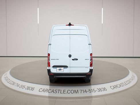 Used 2020 Mercedes-Benz Sprinter 2500 image 5