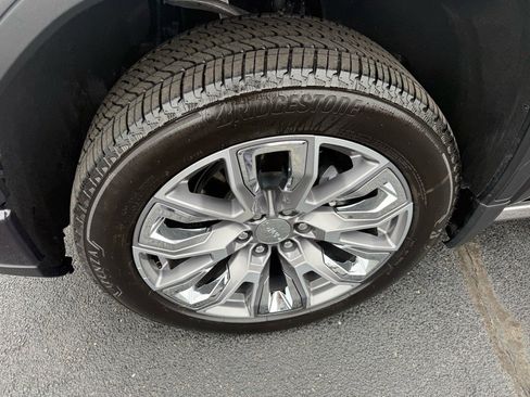 Used 2025 GMC Sierra 1500 Denali w/ Denali Reserve Package image 10