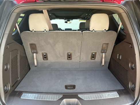 Used 2021 Chevrolet Tahoe Z71 image 25