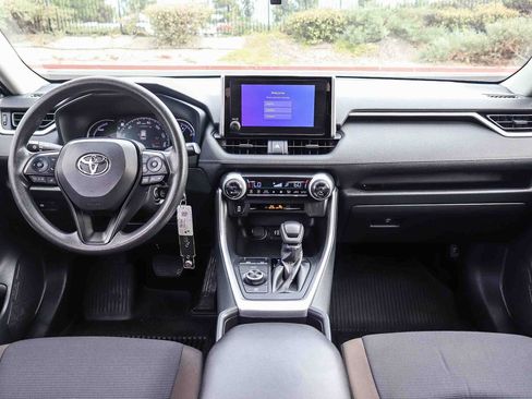 Certified 2024 Toyota RAV4 LE AWD/4WD image 15