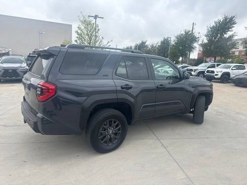 Used 2025 Toyota 4Runner SR5 RWD image 3