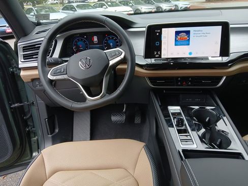 New 2026 Volkswagen Atlas Cross Sport SE image 13