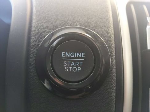 Used 2025 Ford Expedition Max Active AWD/4WD image 27