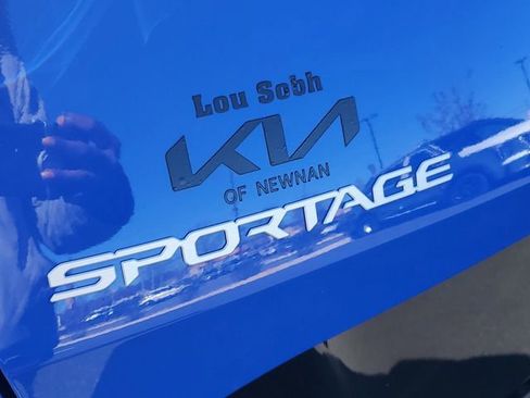 New 2026 Kia Sportage SX image 7