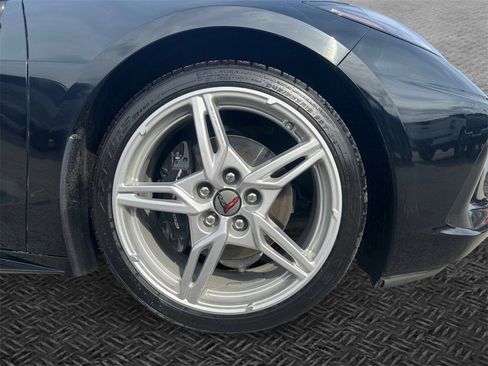 Used 2024 Chevrolet Corvette Stingray Coupe w/ 1LT image 11