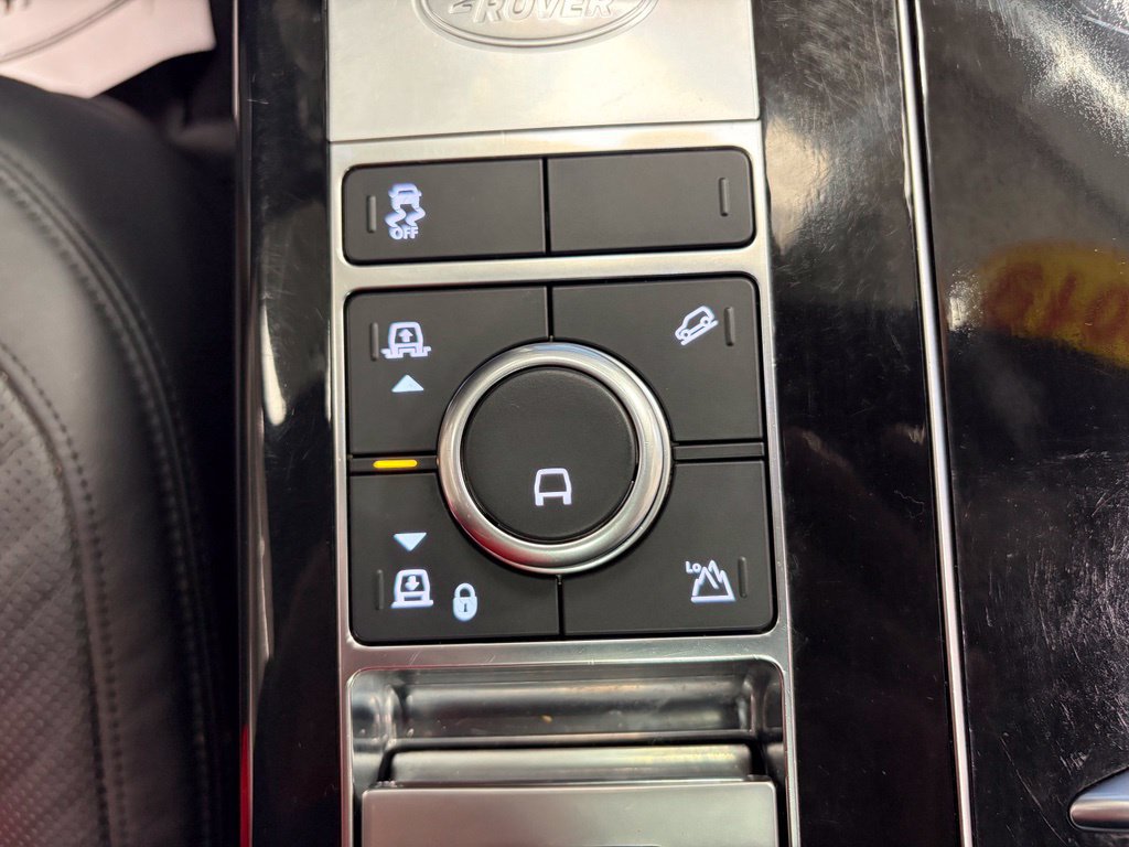 Used 2019 Land Rover Range Rover HSE AWD/4WD image 23