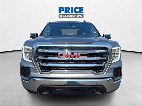 Used 2022 GMC Sierra 1500 SLE w/ Remote Start Package AWD/4WD image 4