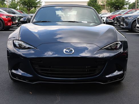 New 2026 MAZDA MX-5 Miata Club w/ Interior Package RWD image 25