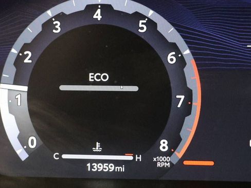 Used 2024 Toyota Tacoma TRD Off-Road image 19