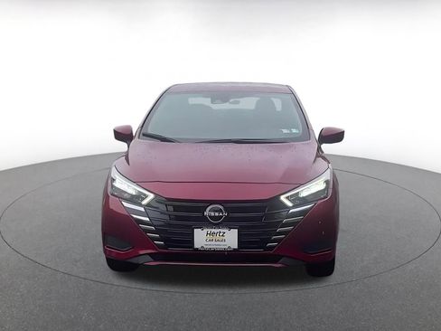 Used 2025 Nissan Versa SV FWD image 4