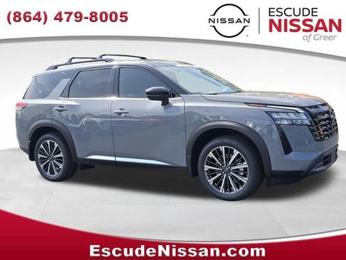 New 2026 Nissan Pathfinder Platinum AWD/4WD image 1