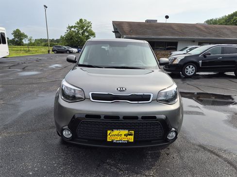 Used 2016 Kia Soul + FWD image 3