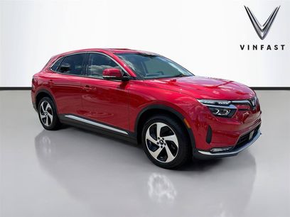 New 2025 VinFast VF 8 Eco