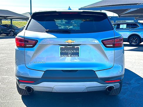 Used 2025 Chevrolet Blazer LT image 7